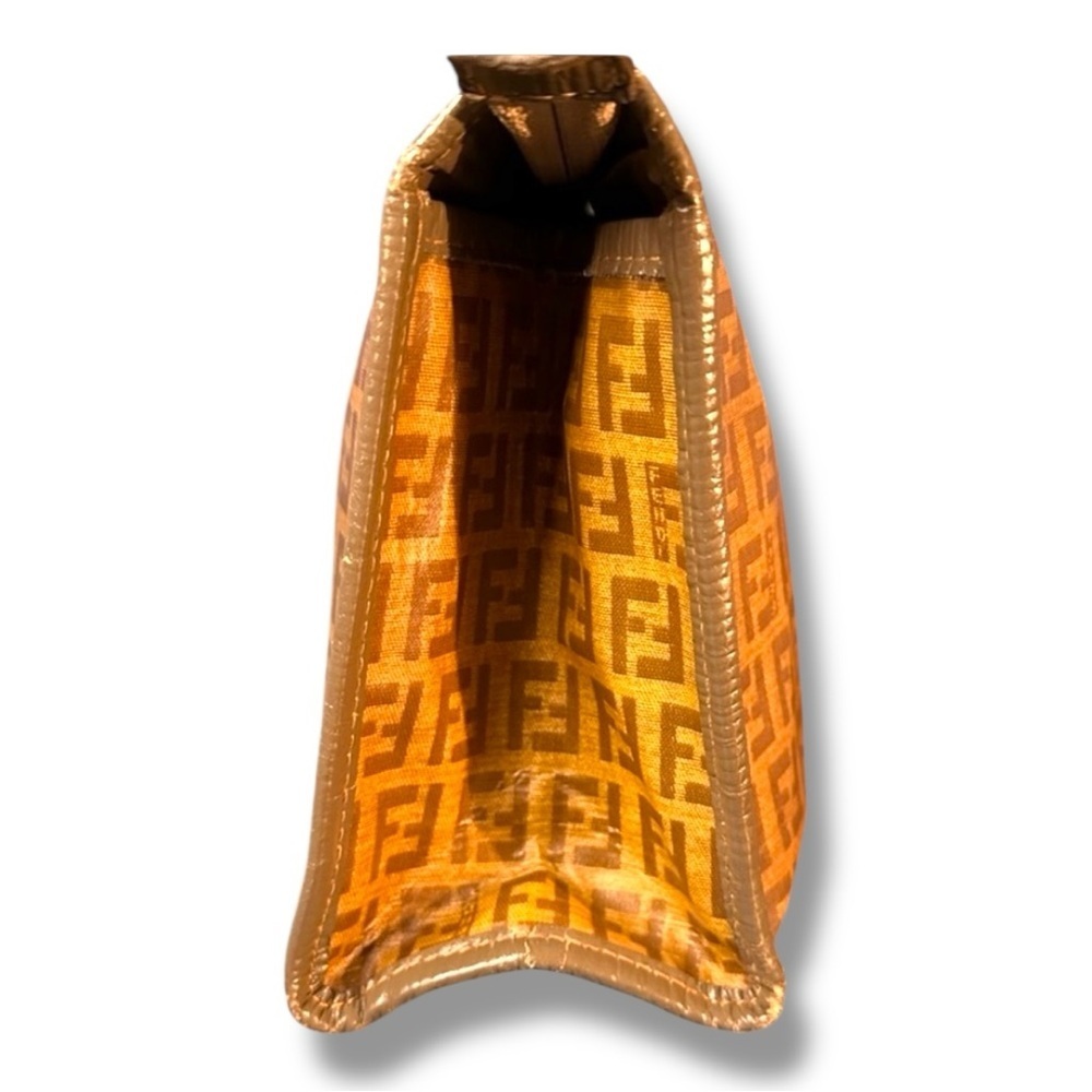 ✨ Authentic Fendi Zucca FF Monogram Clutch Pouch ✨ - Picture 5 of 13